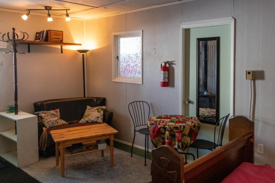Meadow Suites In Wells Barkerville Eksteriør bilde